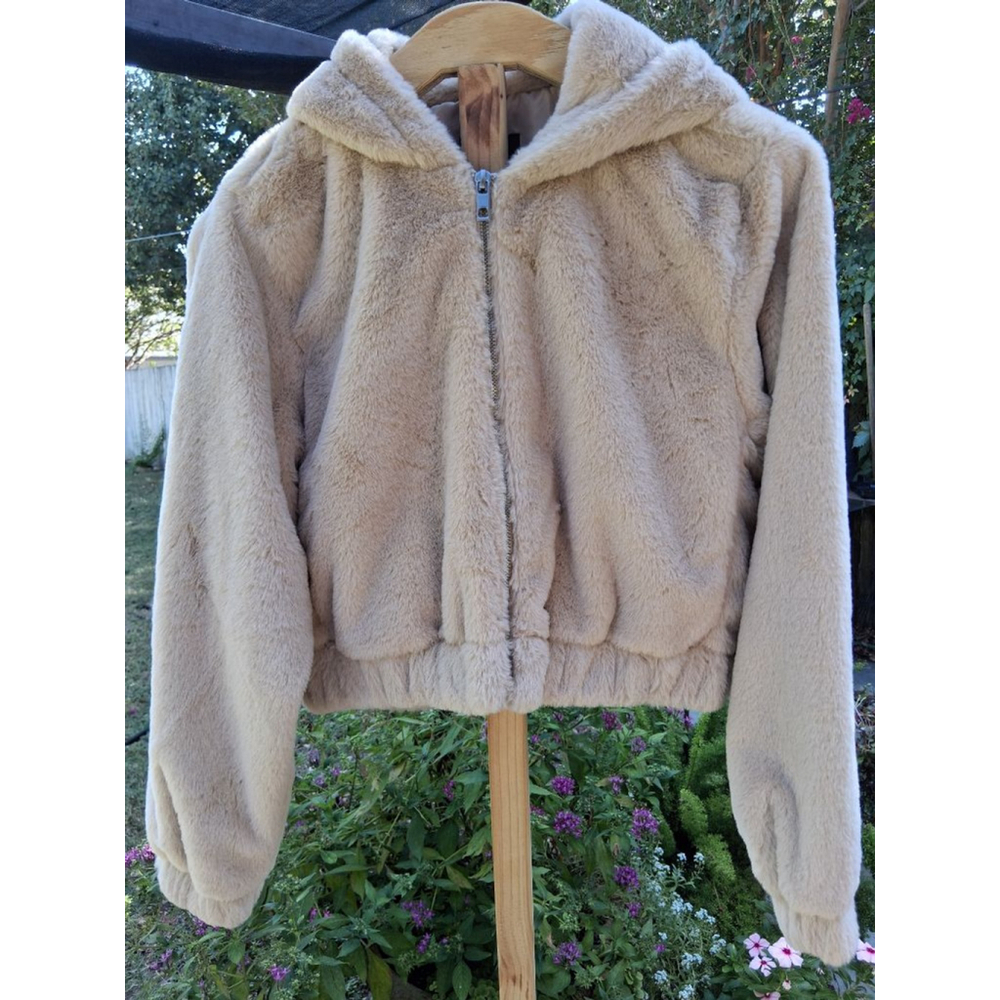 Love Tree Beige Faux Fur Hooded Teddy Jacket Size S Boho Cozy Trendy - Picture 2 of 13